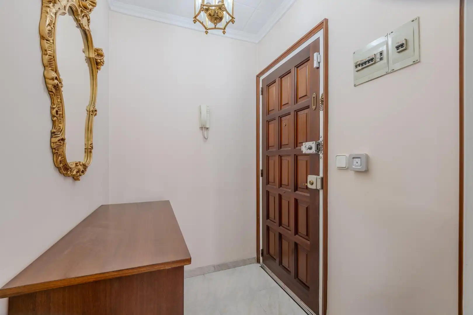 Flat for sale in Girona  with Balcony