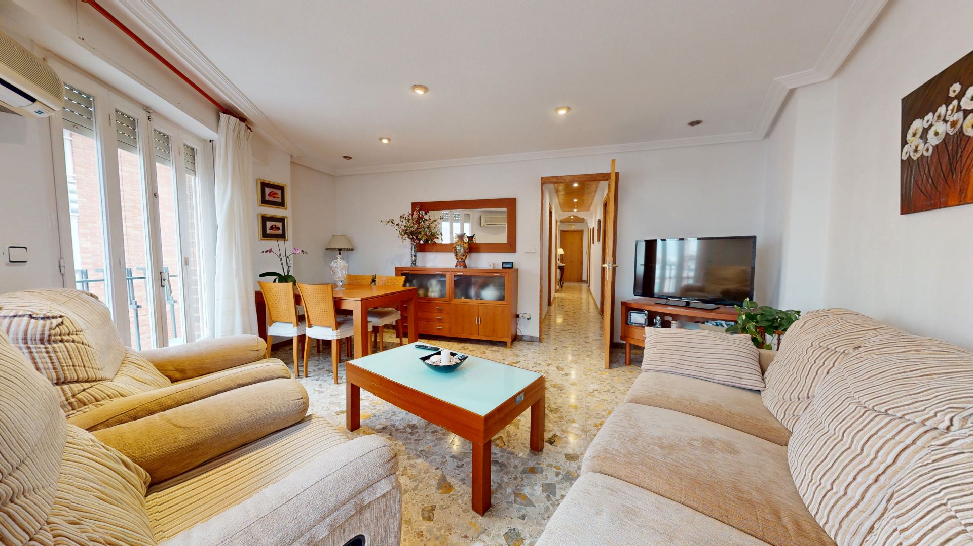 Sala de estar de Piso en venta en Elche / Elx con Aire acondicionado, Parquet y Trastero