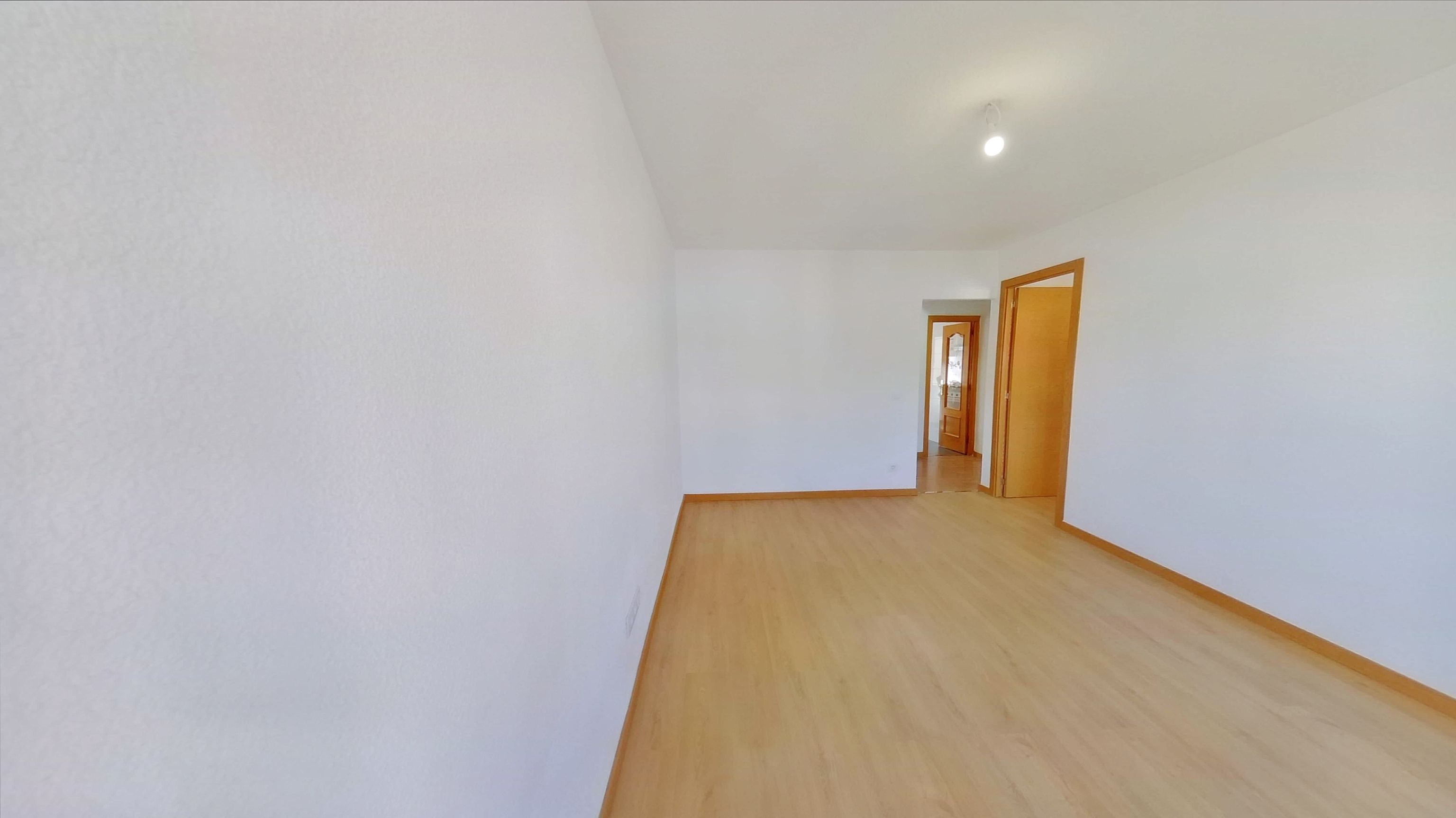 Dormitori de Pis de lloguer en Móstoles amb Terrassa, Forn i Es permeten mascotes