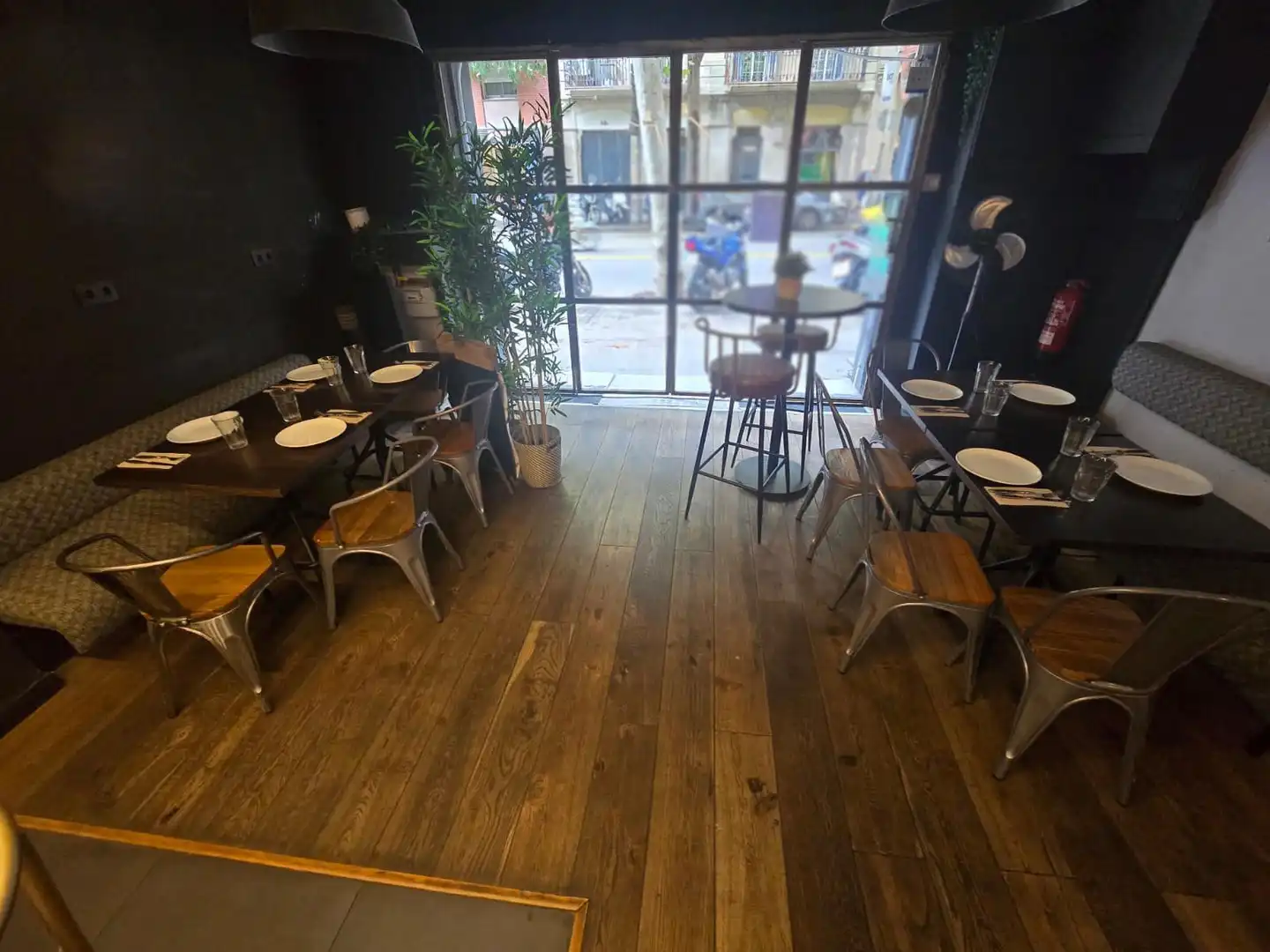 Local comercial en traspàs a Entença, imagen 7