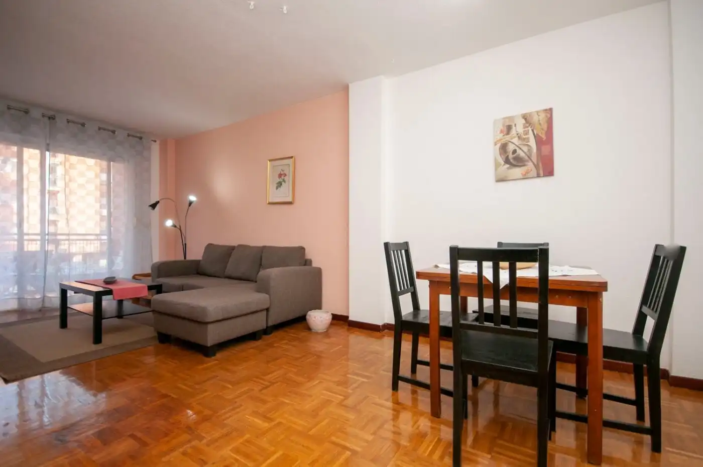 Sala d'estar de Pis en venda en Rivas-Vaciamadrid amb Calefacció, Parquet i Terrassa
