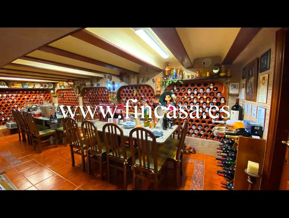 Casa o chalet en venta en Vigo  con Calefacción, Jardín privado y Parquet