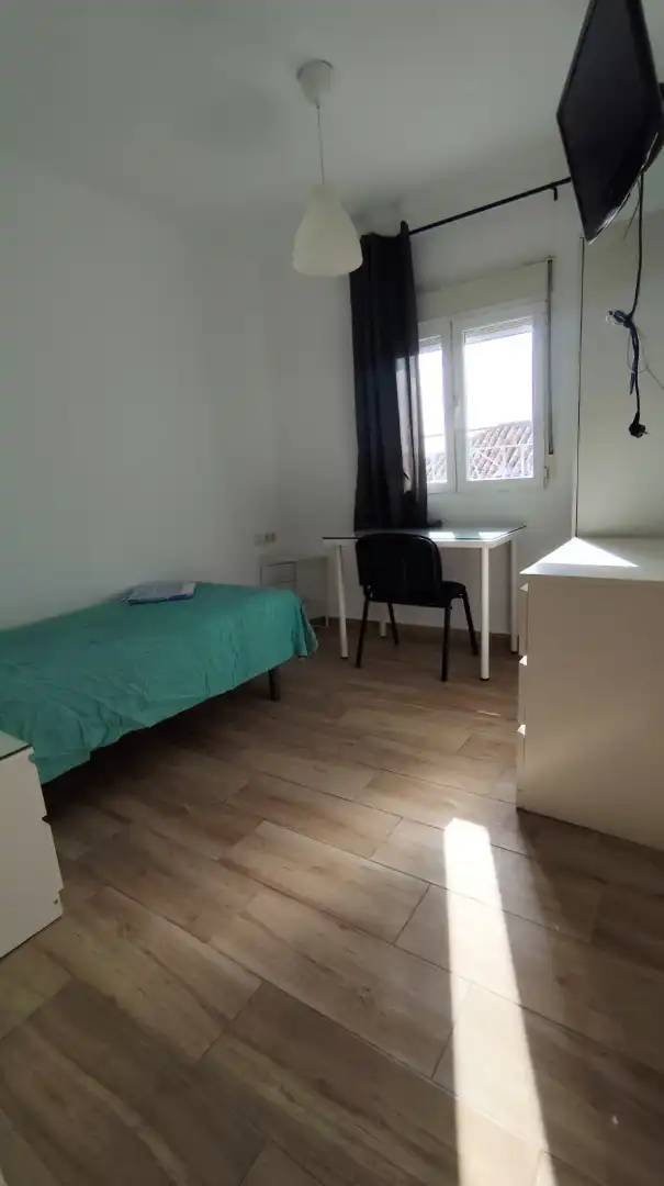 Schlafzimmer von Wohnung zur Miete in Granada mit Klimaanlage, Möbliert und Ofen