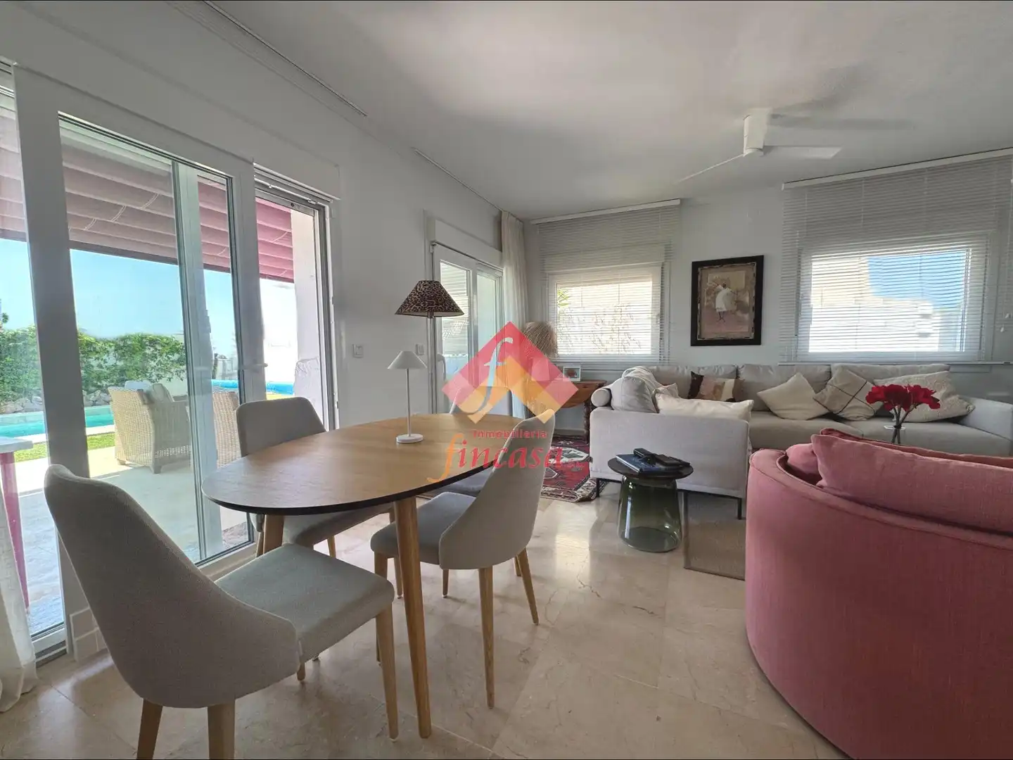 Sala de estar de Casa o chalet en venta en Ronda con Calefacción, Jardín privado y Piscina