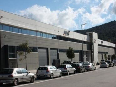 Nau industrial de lloguer a Llinars del Vallès