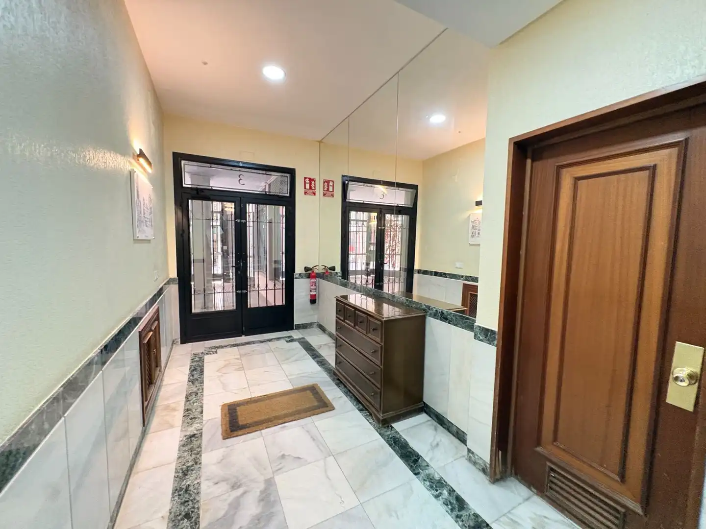 Duplexes for sale in Centro