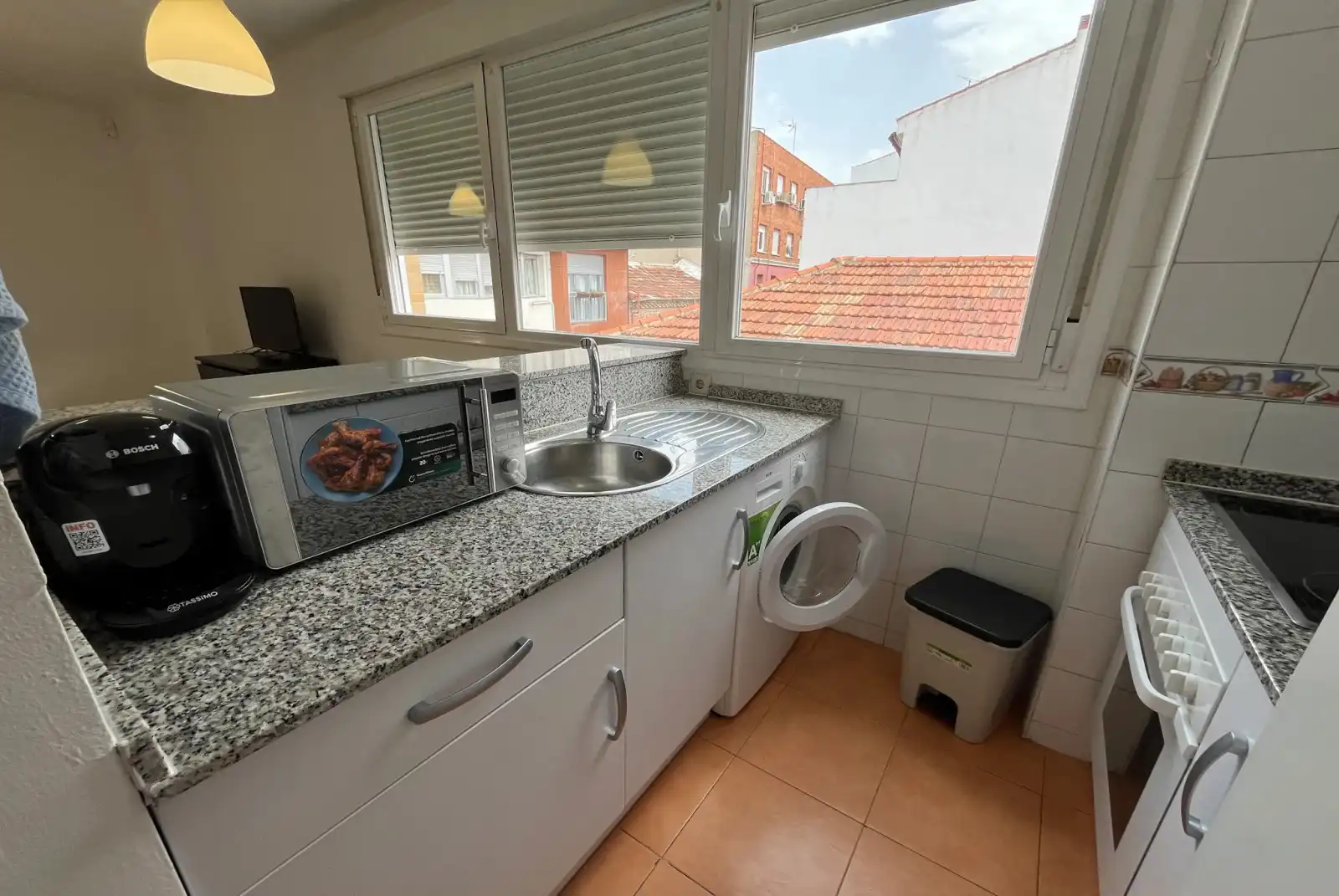 Kitchen of Flat for rent in Puente de Vallecas