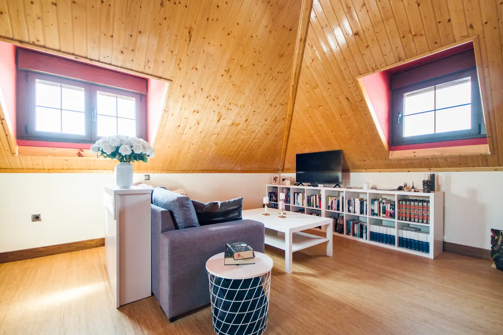 Living room of Houses for sale in Aranjuez  with Air Conditioner, Heating and Private garden
