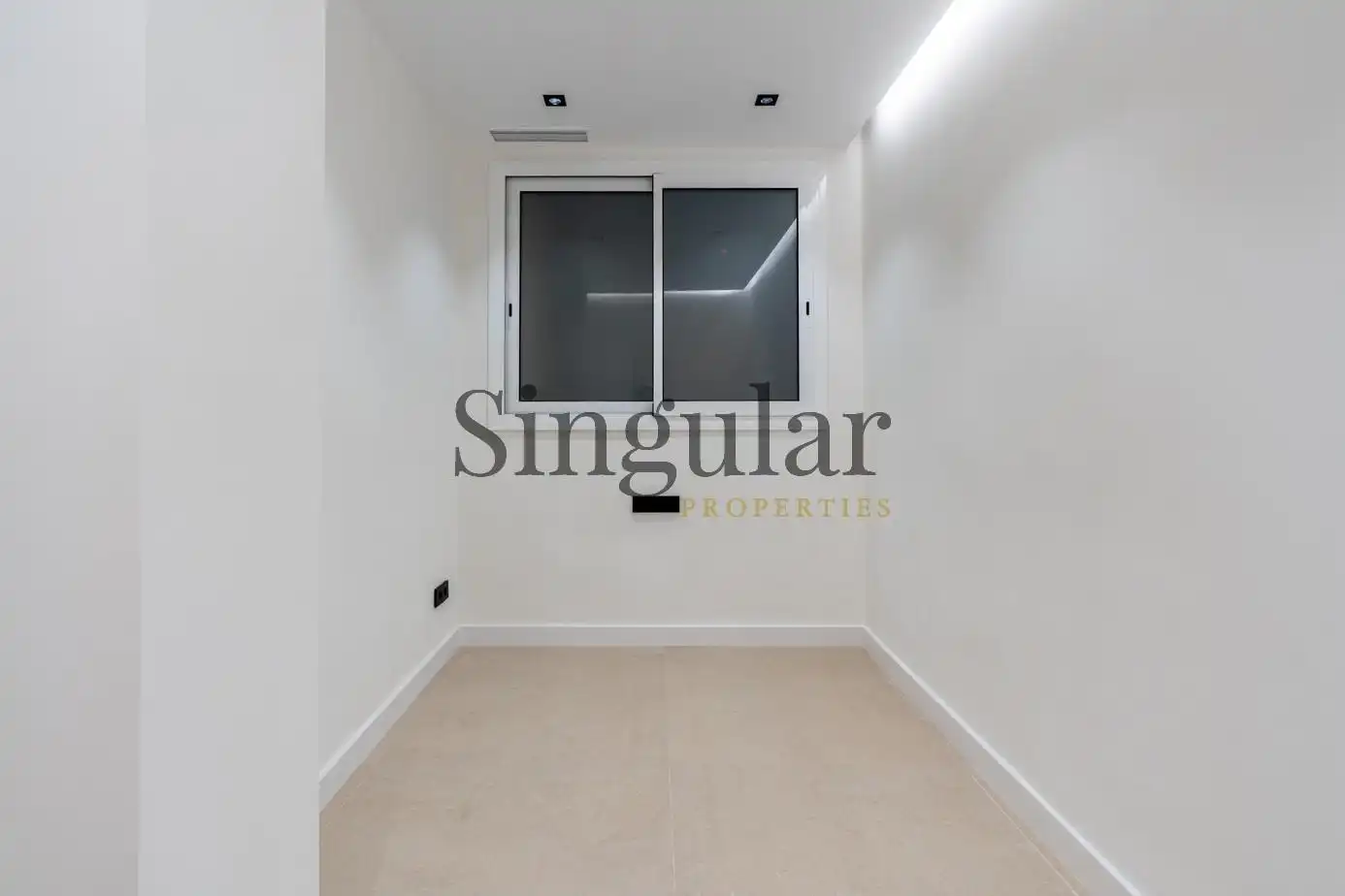 Piso en venta en Barcelona con Aire acondicionado, Calefacción y Terraza