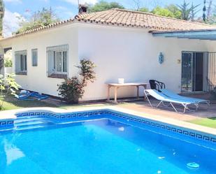 Swimming pool of Single-family semi-detached to rent in Marbella  with Air Conditioner, Private garden and Terrace