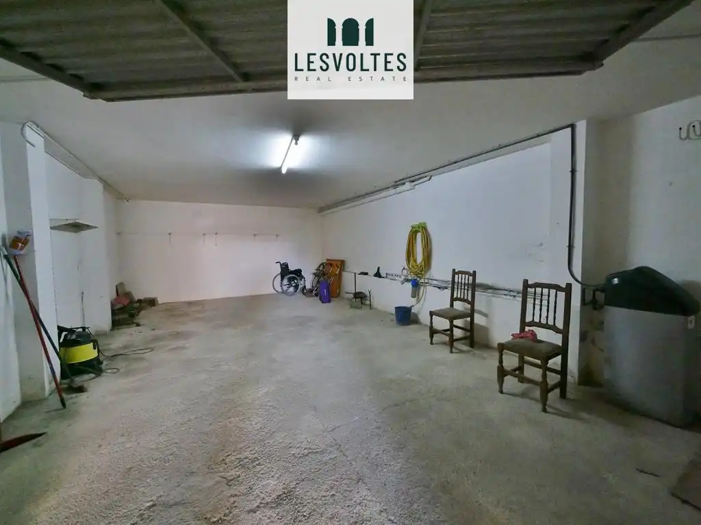 Flat for sale in Verges  with Air Conditioner, Heating and Terrace