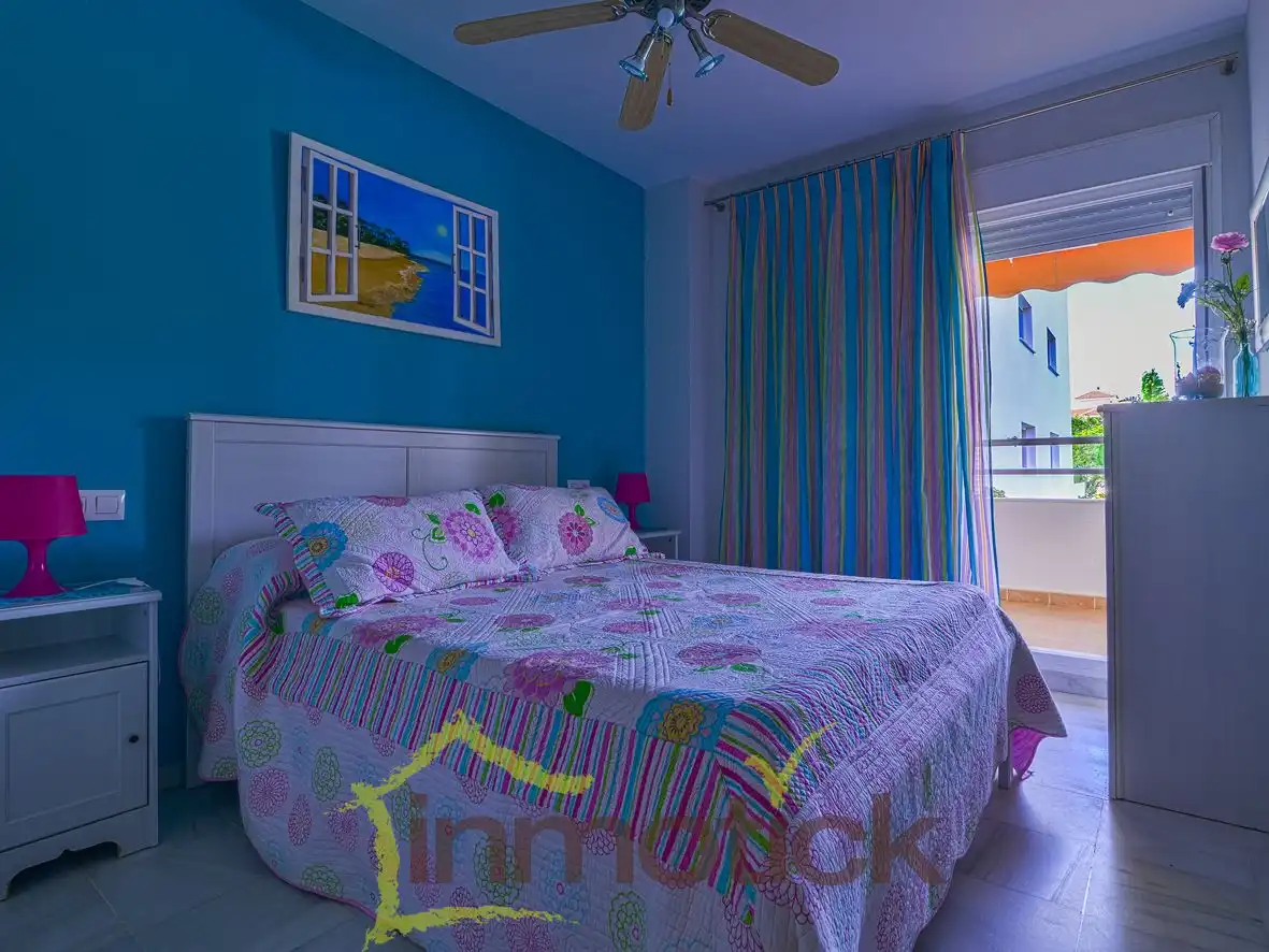 Schlafzimmer von Wohnung zur Miete in El Portil mit Möbliert