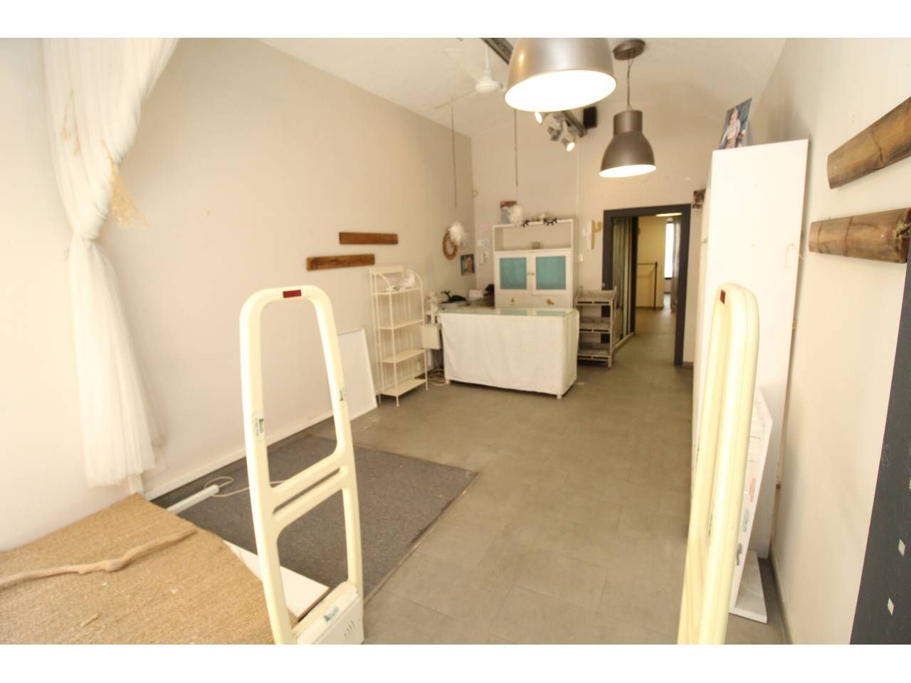 Local de lloguer a Sant Josep, Centre