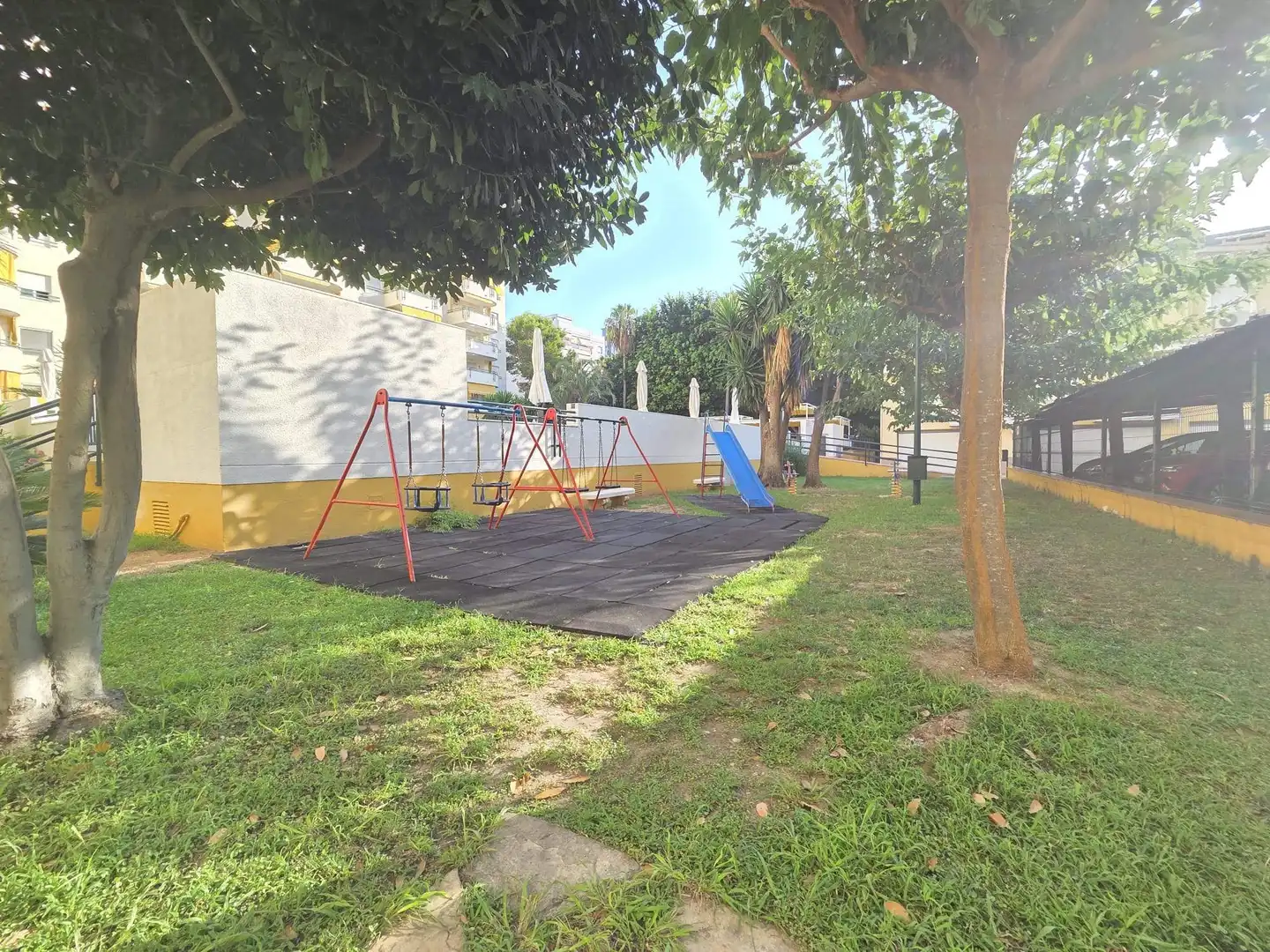 Jardí de Casa adosada en venda en Gandia amb Aire condicionat, Jardí privat i Terrassa