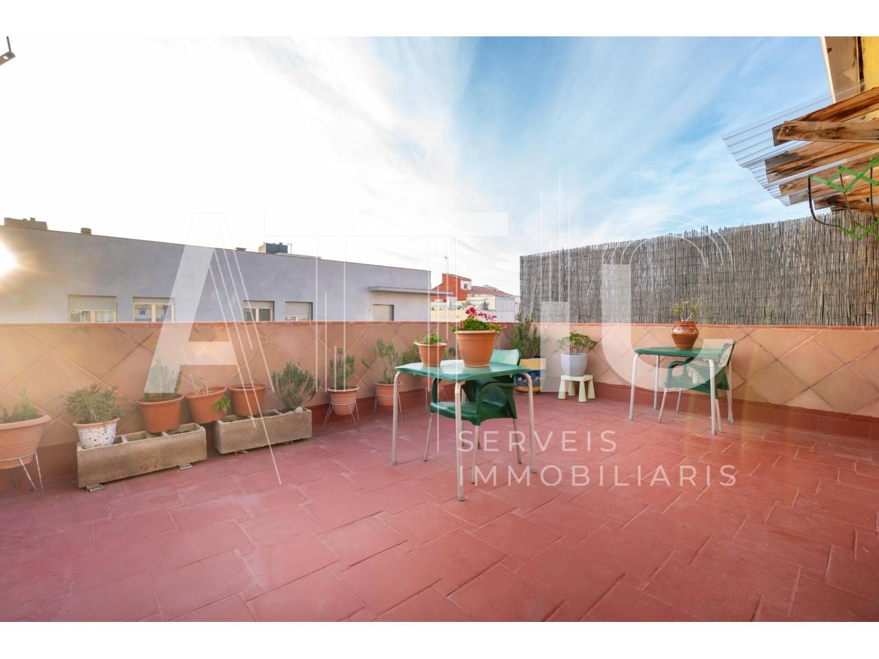 Terrasse von Maisonette zum Verkauf in Sabadell mit Klimaanlage, Heizung und Terrasse