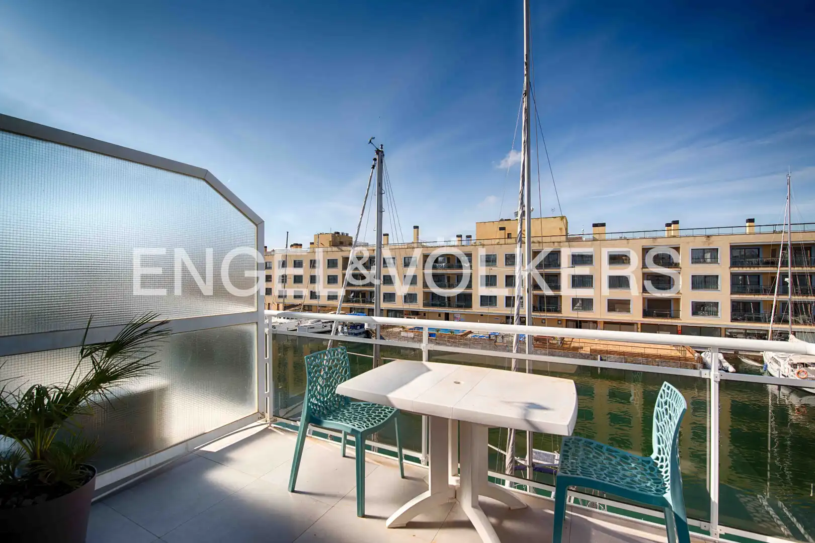 Penthouse with terrace for sale in Carrer Port Moxo, imagen 4