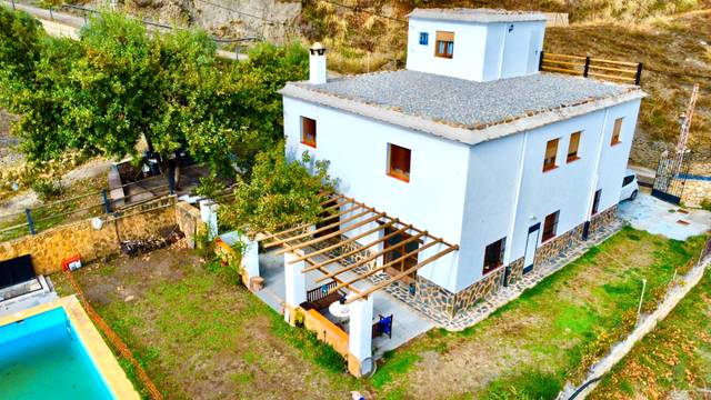 Casa-chalet en Venta en Calle Baenas en Bérchules