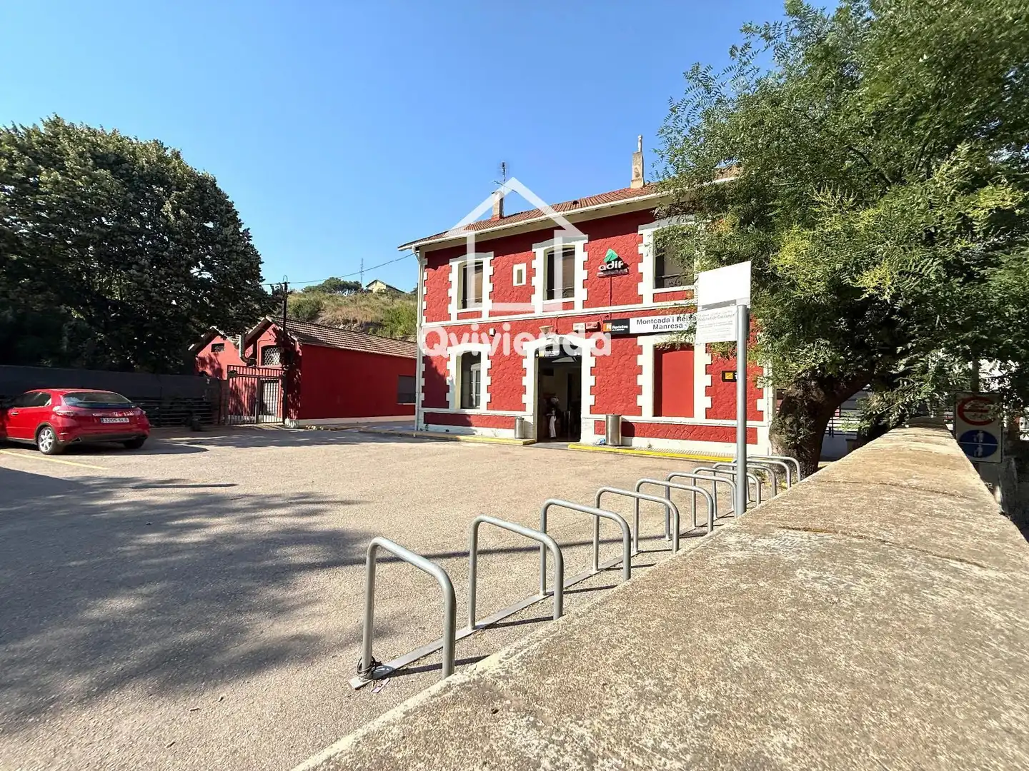 Vista exterior de Piso en venta en Montcada i Reixac con Terraza