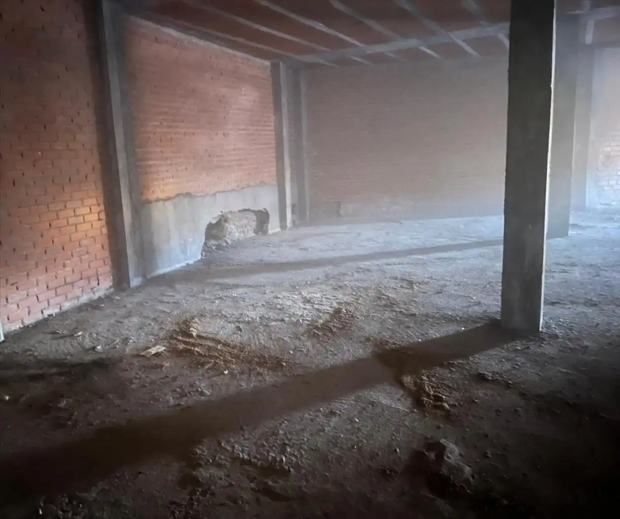 Local en venda en San Román de los Montes