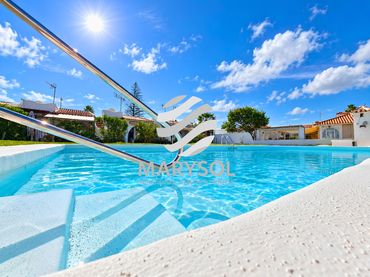 Bungalow avec piscine à louer à Playa del Inglés