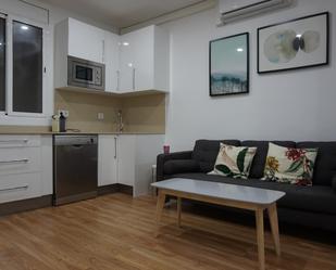 Living room of Flat for sale in  Barcelona Capital  with Heating