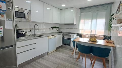 Foto 2 de Ático en venta en Mare de Deu del Carme, 95, Ca n'Anglada, Barcelona