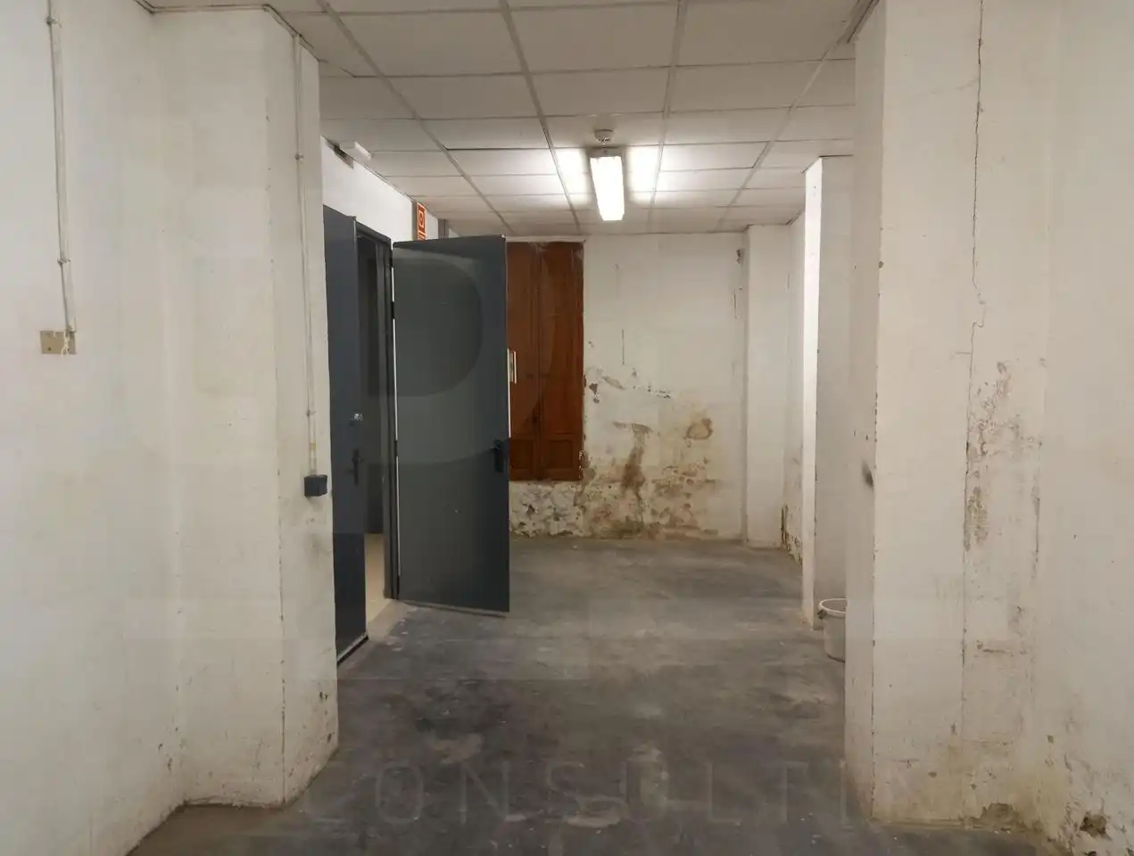 Fabrikhallen zur Miete in Mislata