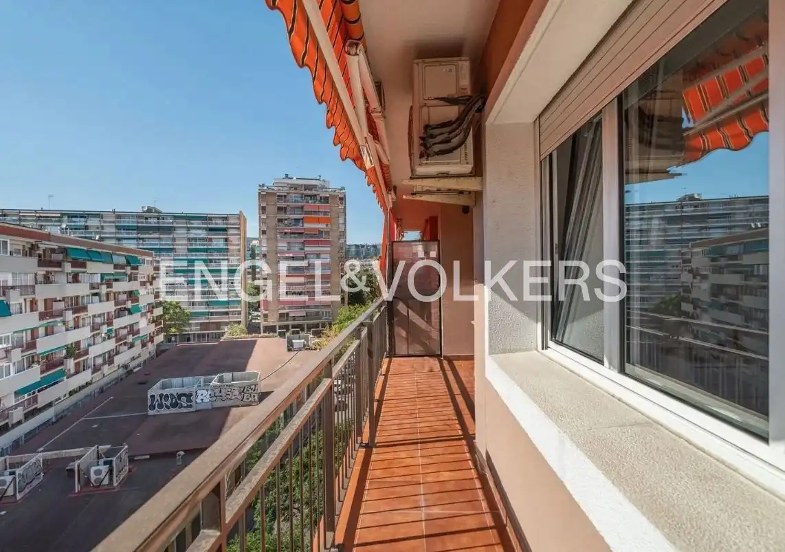 Wohnung mit Balkon zum Verkauf in Les Corts, imagen 3