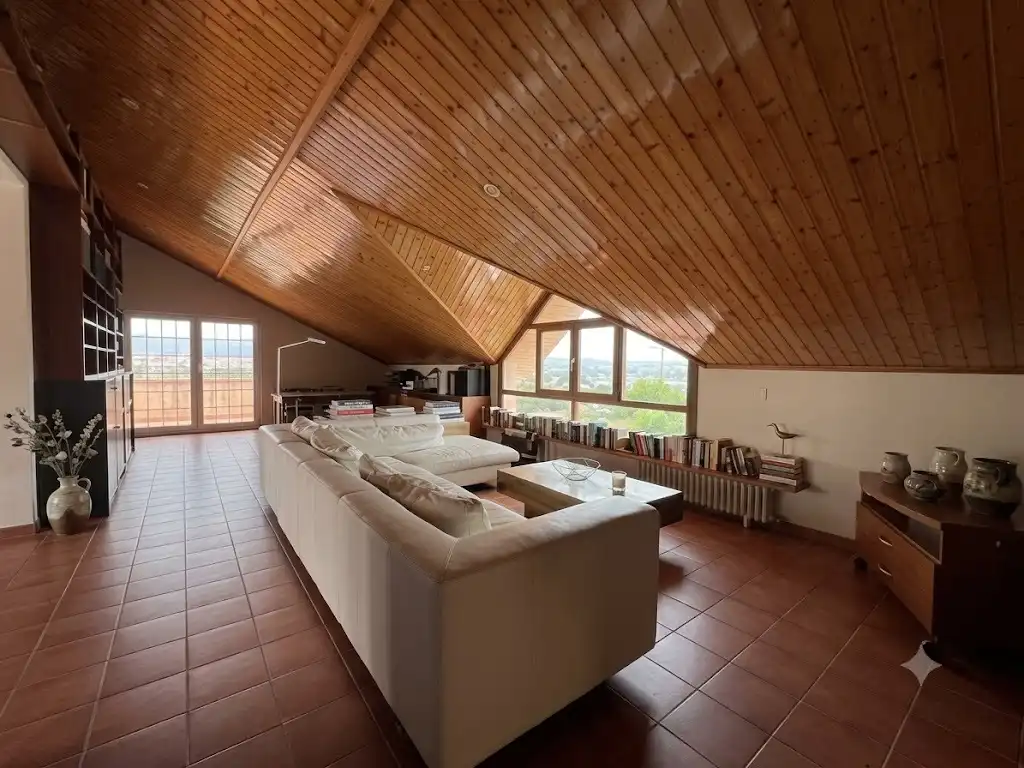 Sala d'estar de Casa o xalet en venda en Esparreguera amb Aire condicionat, Calefacció i Jardí privat