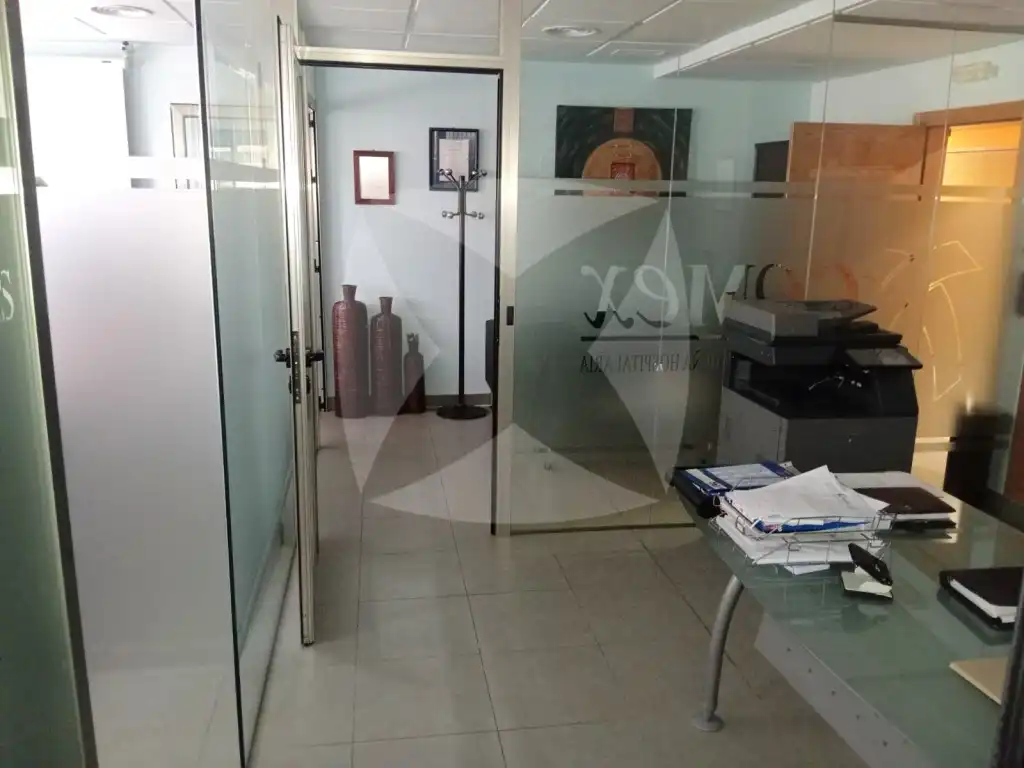 Oficina amb ascensor en venda a Calle Luis Alvarez Lencero, imagen 4