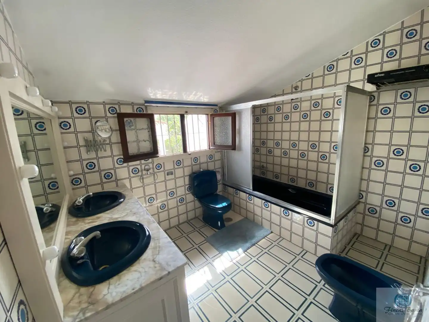 Chalet con piscina en venta en Castillo Sohail - Myramar, imagen 72