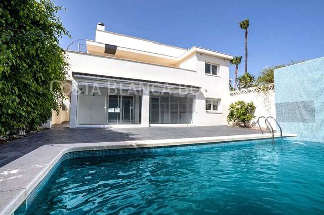 Casa-chalet en Venta en L'Albir