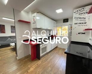 Kitchen of Flat to rent in  Madrid Capital  with Heating