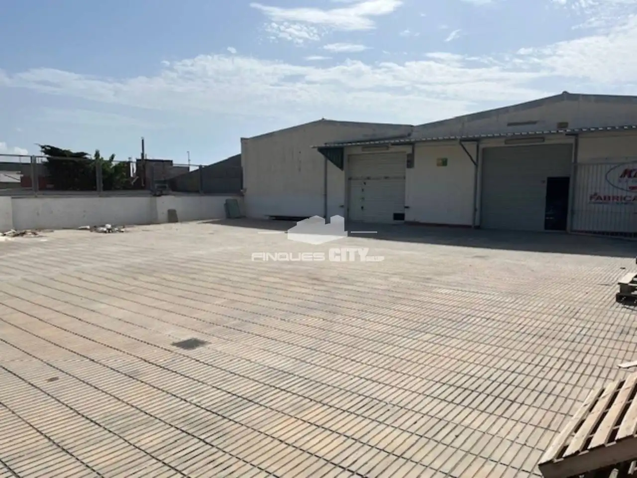 Nau industrial en venda a Calle Marconi