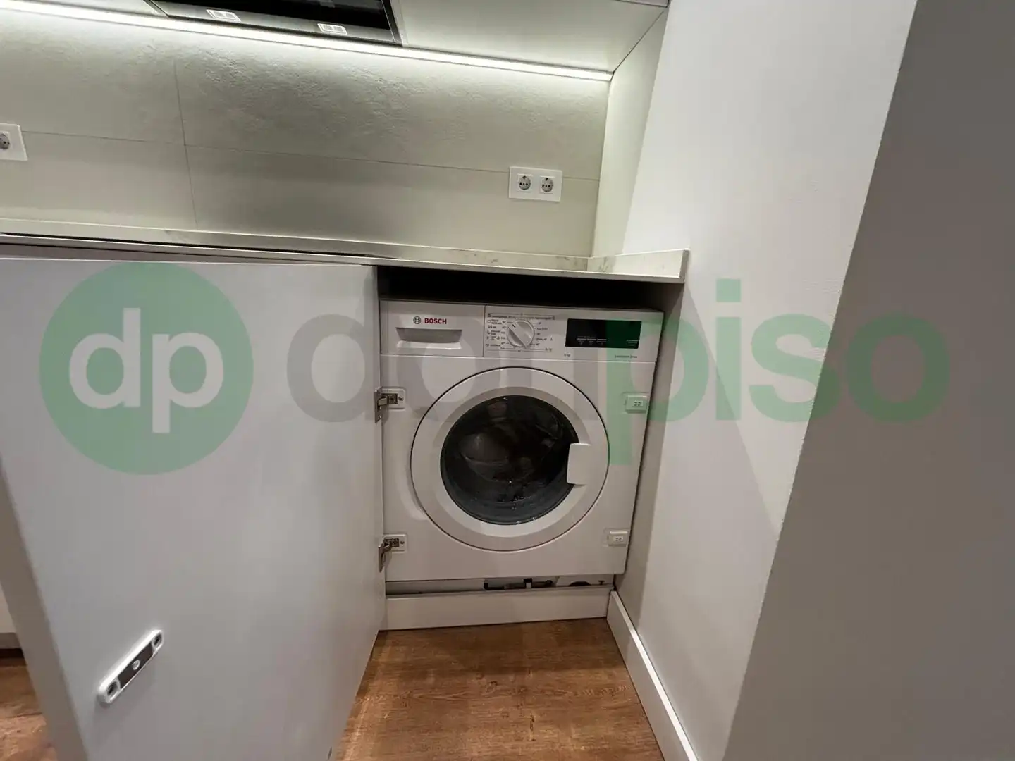 Kitchen of Flat for sale in Madrid  with Air Conditioner, Parquet flooring and Furnished