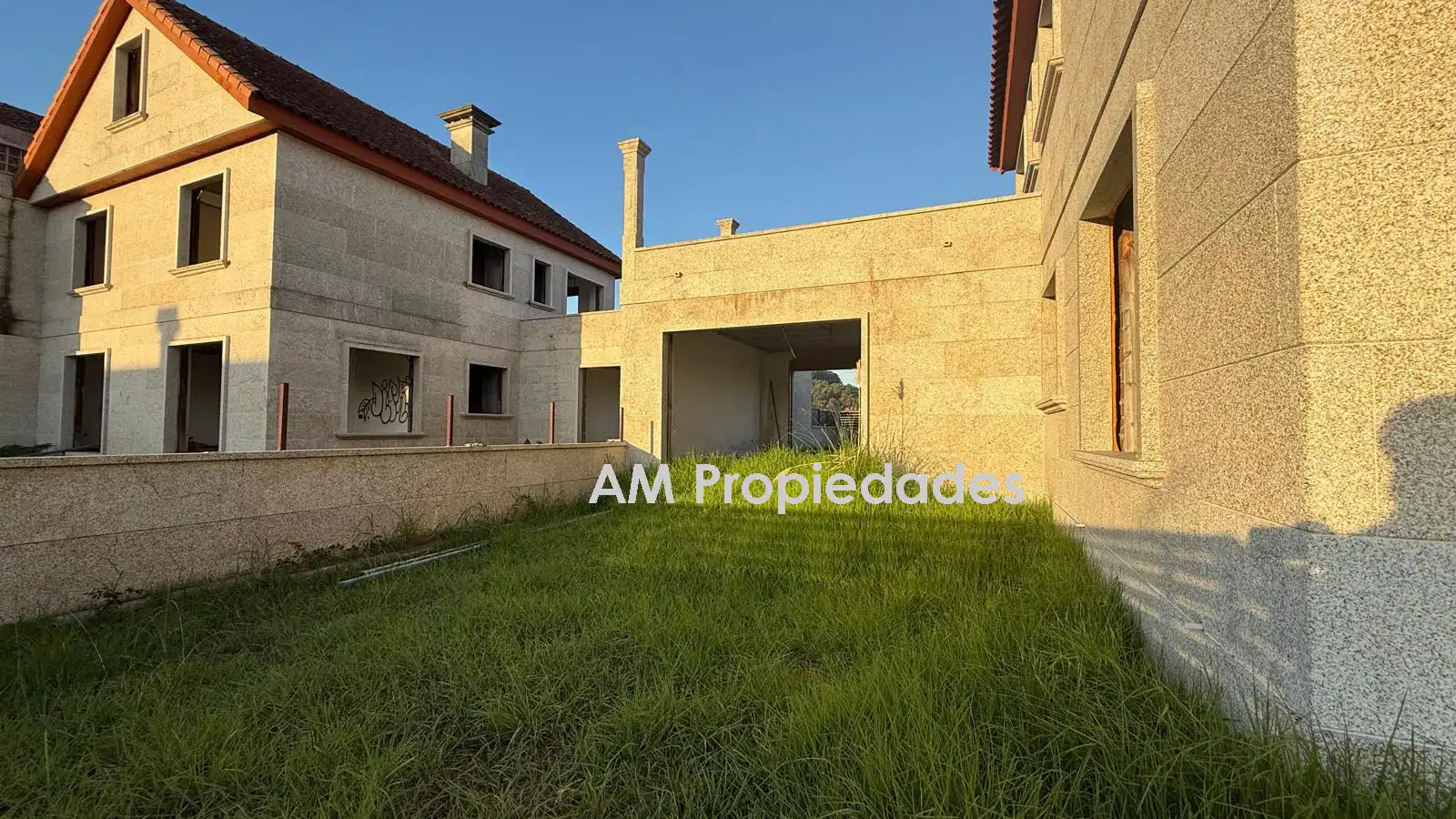 Casa adosada en venda en Baiona amb Calefacció, Jardí privat i Terrassa