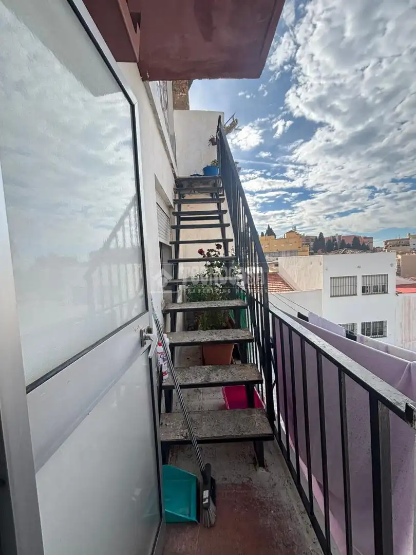 Casa adosada en venda a C. Serrano Parres, Barrio de Ciudad Jardín