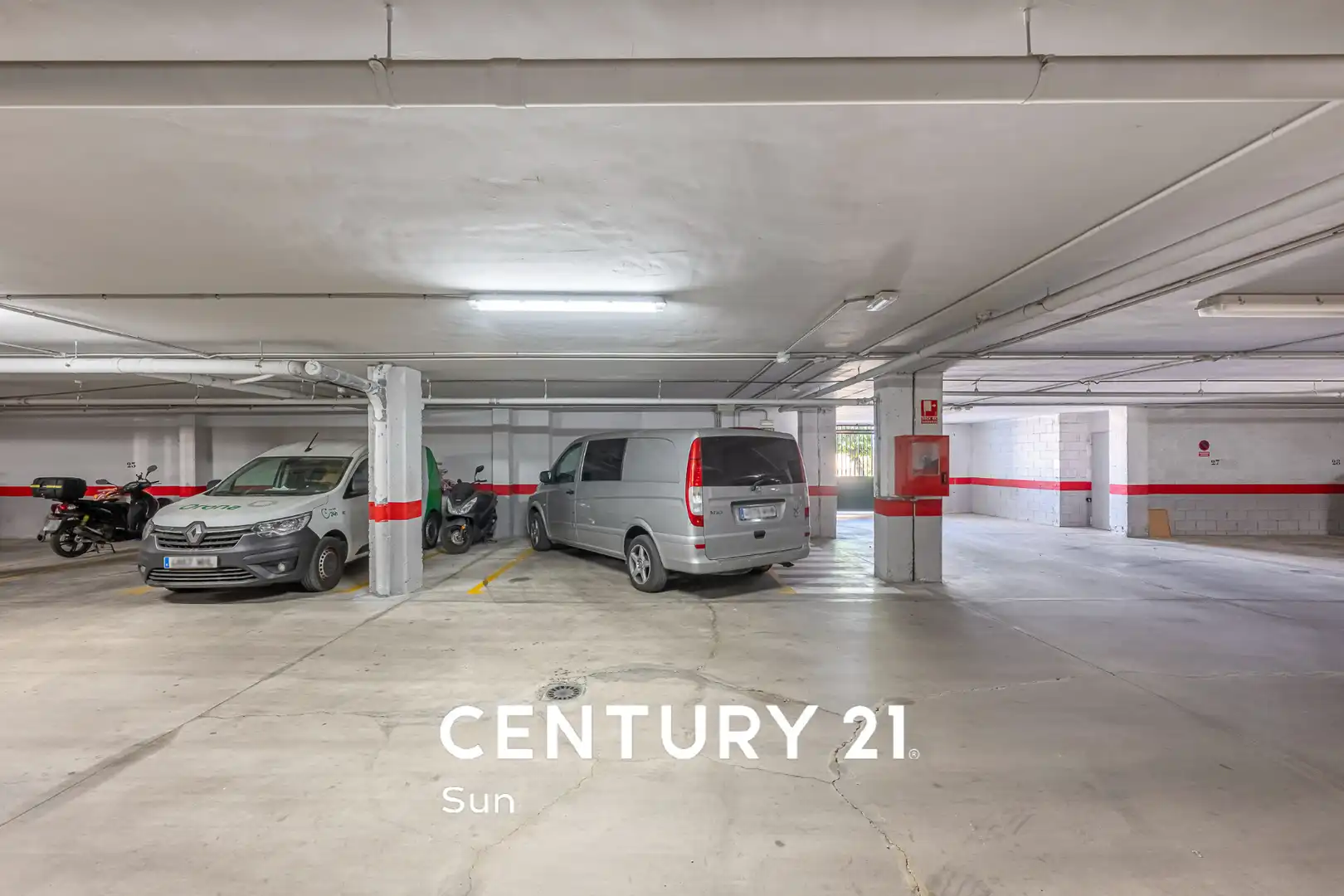 Parking of Flat for rent in Casares  with Private garden, Terrace and Furnished