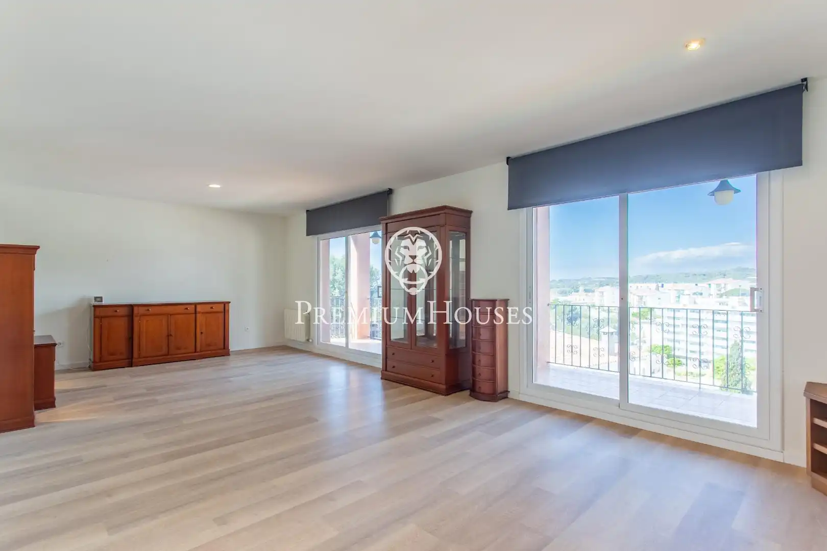 Vista exterior de Casa o xalet en venda en Arenys de Mar amb Calefacció, Jardí privat i Terrassa