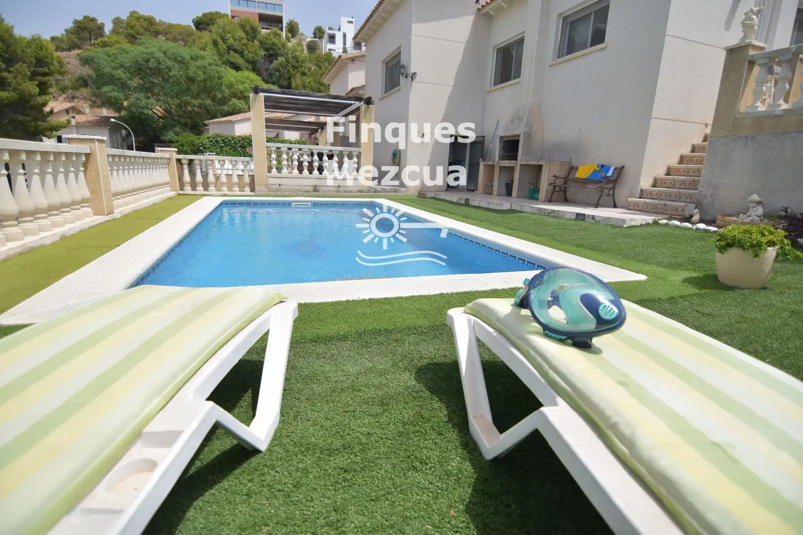 Swimming pool of Detached homes for sale in Roda de Berà  with Heating, Terrace and Swimming Pool