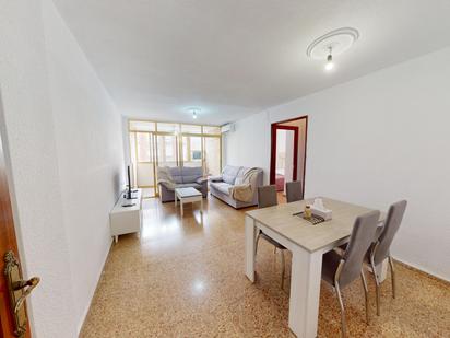 Living room of Flat for sale in Alicante / Alacant  with Air Conditioner and Balcony