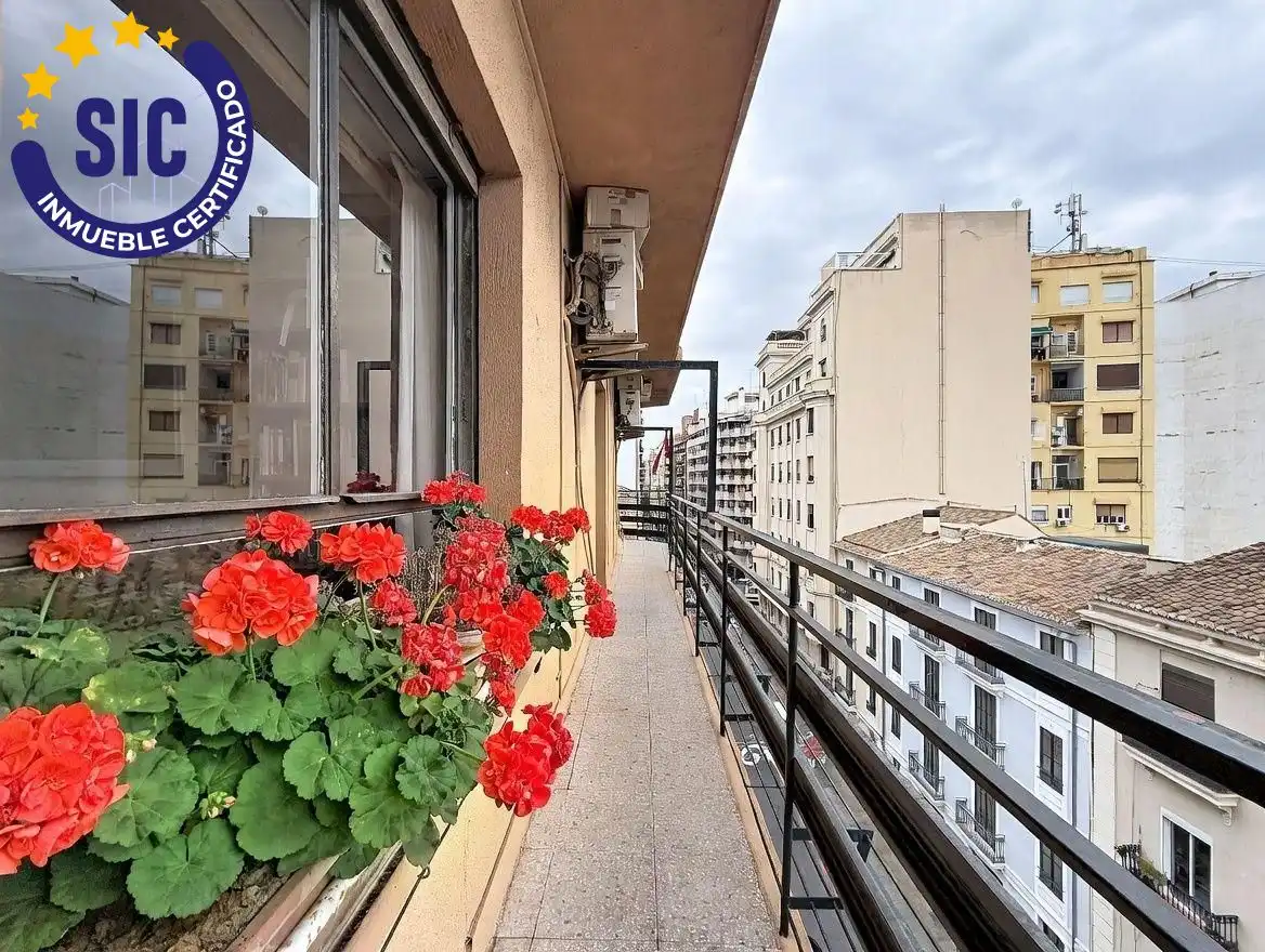 Terraza de Piso en venta en Valencia con Calefacción y Terraza