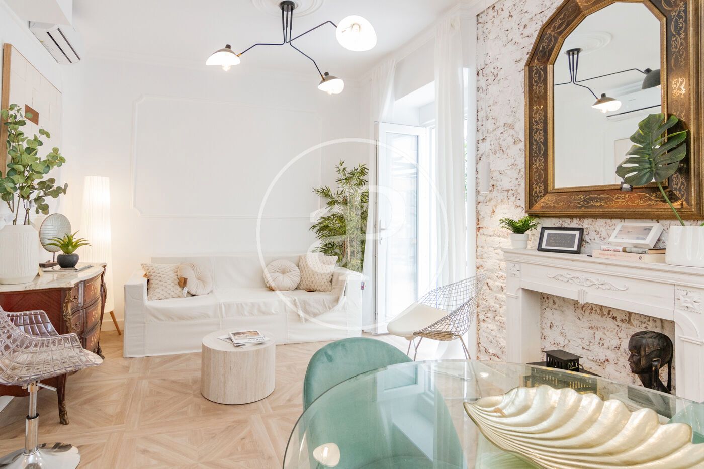 Living room of Flat for sale in  Madrid Capital  with Air Conditioner, Heating and Terrace