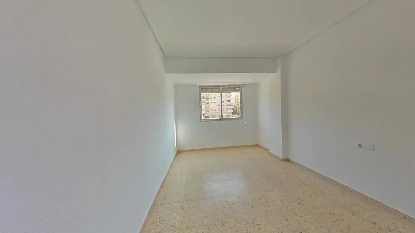 Bedroom of Flat for sale in Valencia