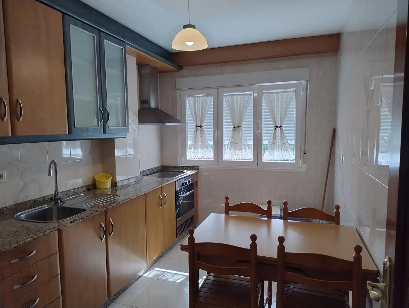 Kitchen of Flat for rent in Val do Dubra  with Heating, Furnished and Oven