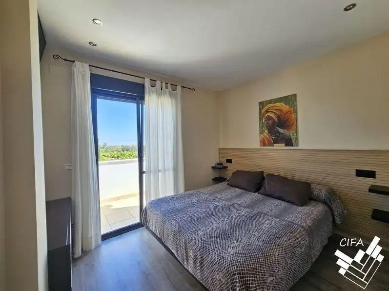 Habitación de Casa adosada en venta en Peñíscola / Peníscola con Calefacción, Jardín privado y Trastero