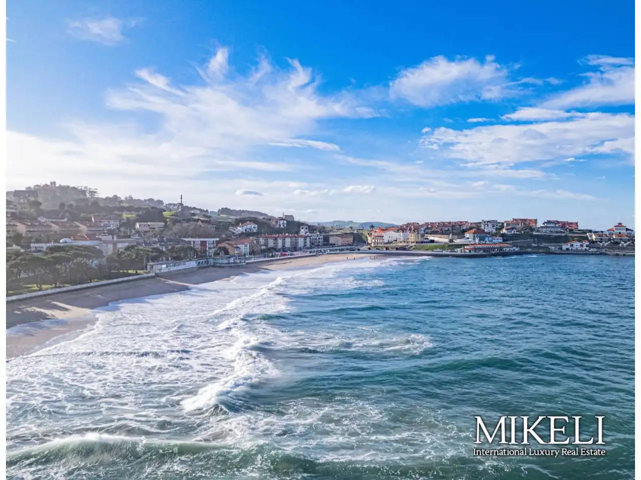 Commercial properties for sale in Paseo MUELLE, Comillas (Cantabria)