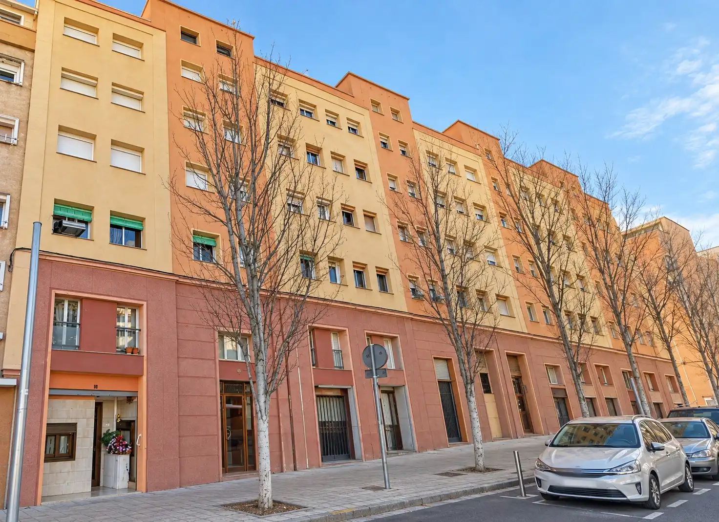 Vista exterior de Pis en venda en Nou Barris