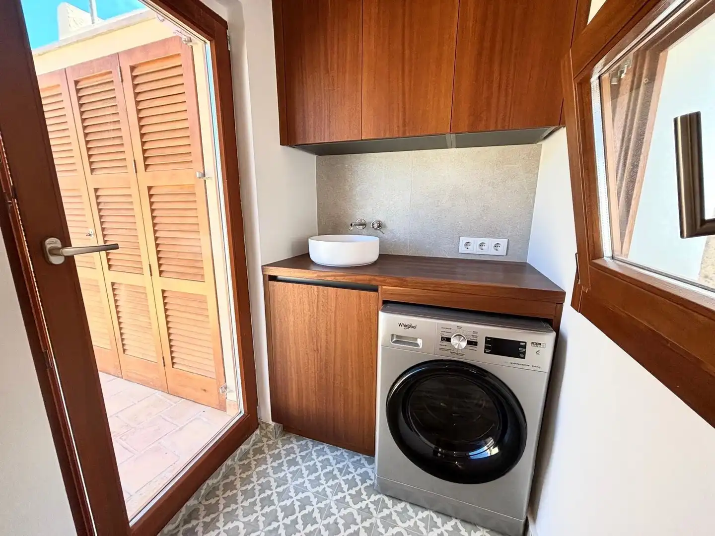 Flat for rent in Cort