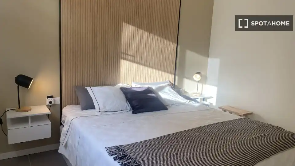 Habitación en Paseo Marítimo Oeste - Pacífico